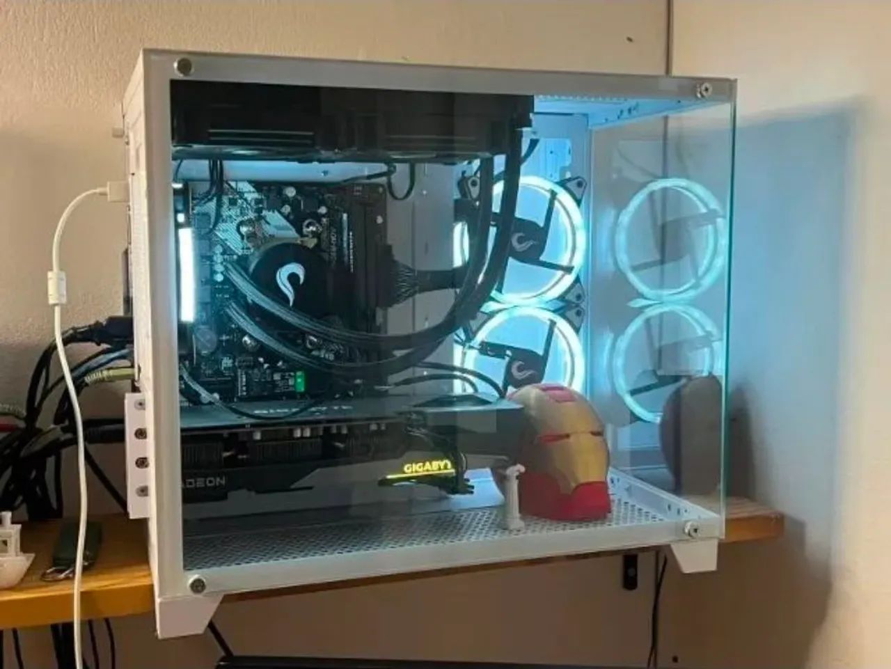 PC GAMER - RYZEN 5700X - RX 7600 8GB