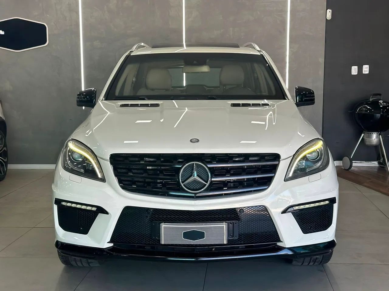 Mercedes-Benz ML-63 AMG 5.5 V8 Bi-turbo Aut. 2013