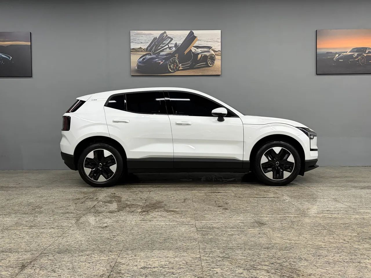 Volvo EX30 E60 Core (elétrico) 2024 - Foto 5