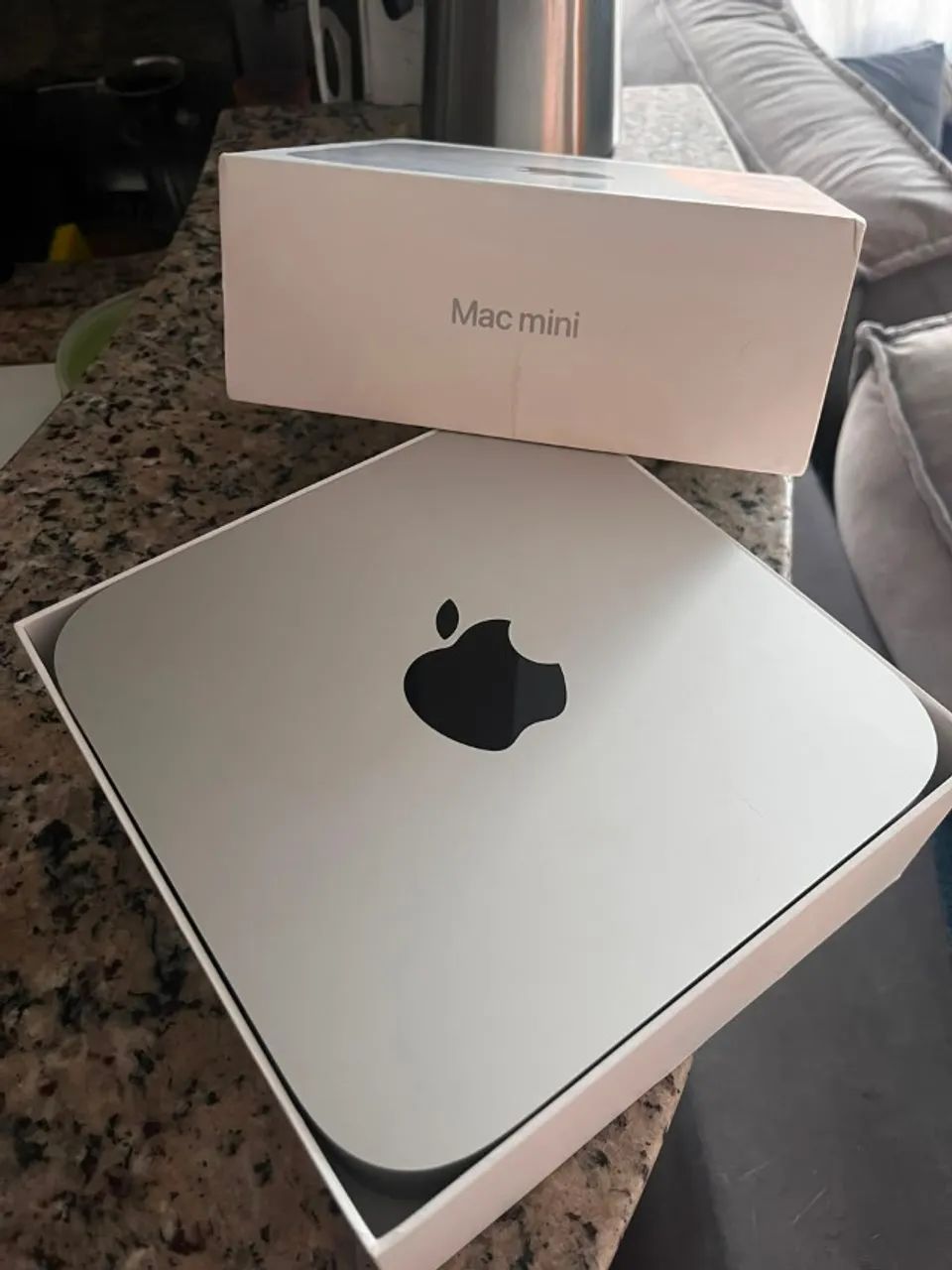 Apple - Mac Mini - chip M1