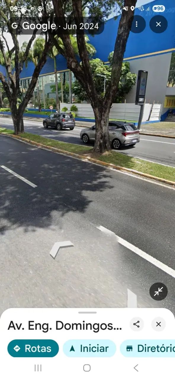 Excelente para clínica, com 8 vgs, 12m2 de frente, 400m2 de construído, 2 planos de constr - Foto 2