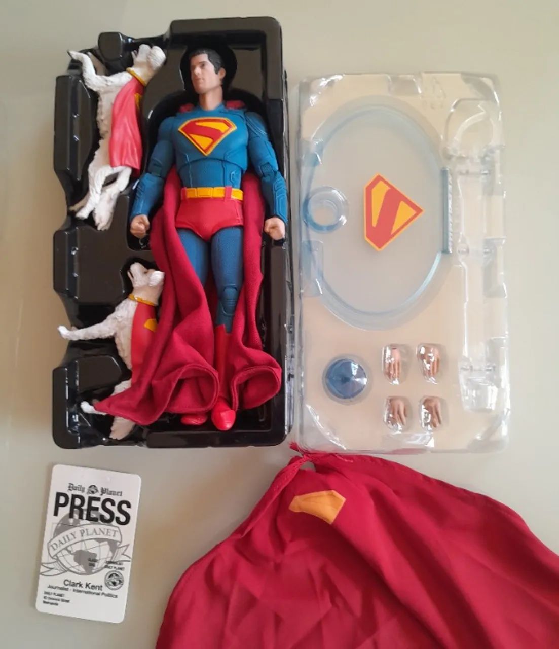 Fondjoy 1/9 superman com capa custom tecido e arames - Detalhe - Foto 2