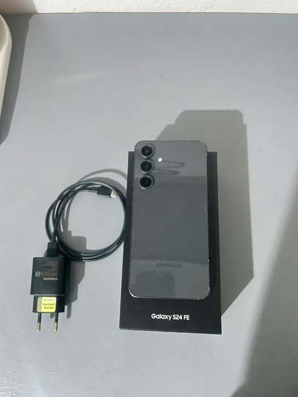 SAMSUNG S24FE 512G