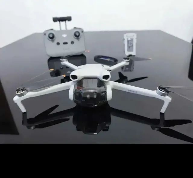 DJI Mini 3 Standard Com 1 bateria 24 ciclos 