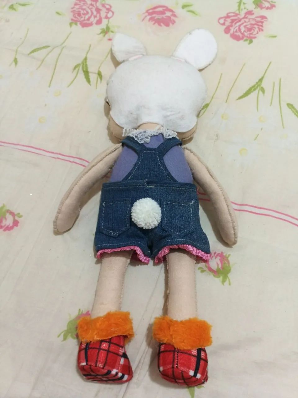 Boneca coelha artesanal (Feltro) - Foto 4