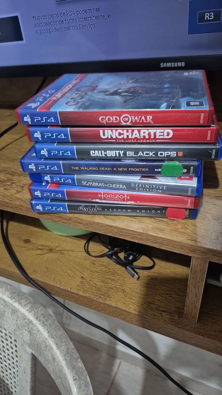 Vendo ps4 branco 500gb - Foto 2