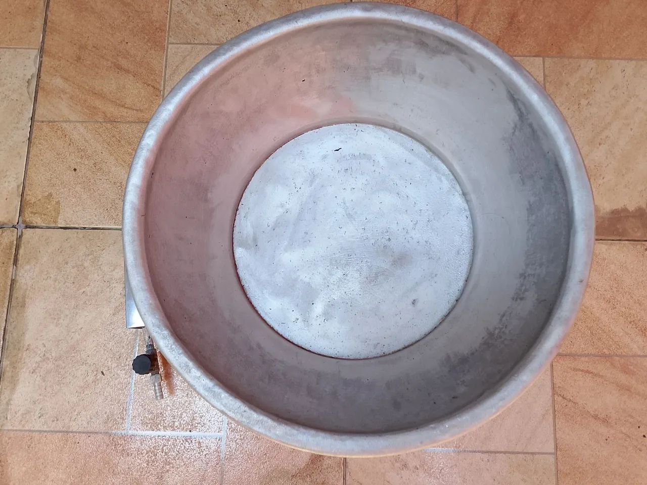 Fritadeira com tacho de aço e cesta  - Foto 5