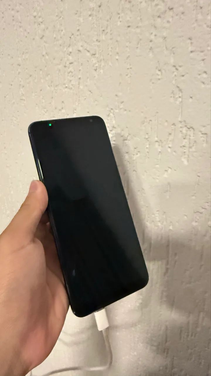 Celular ASUS ROG Phone 3 ( Tela quebrada e butao Power ) - Foto 2