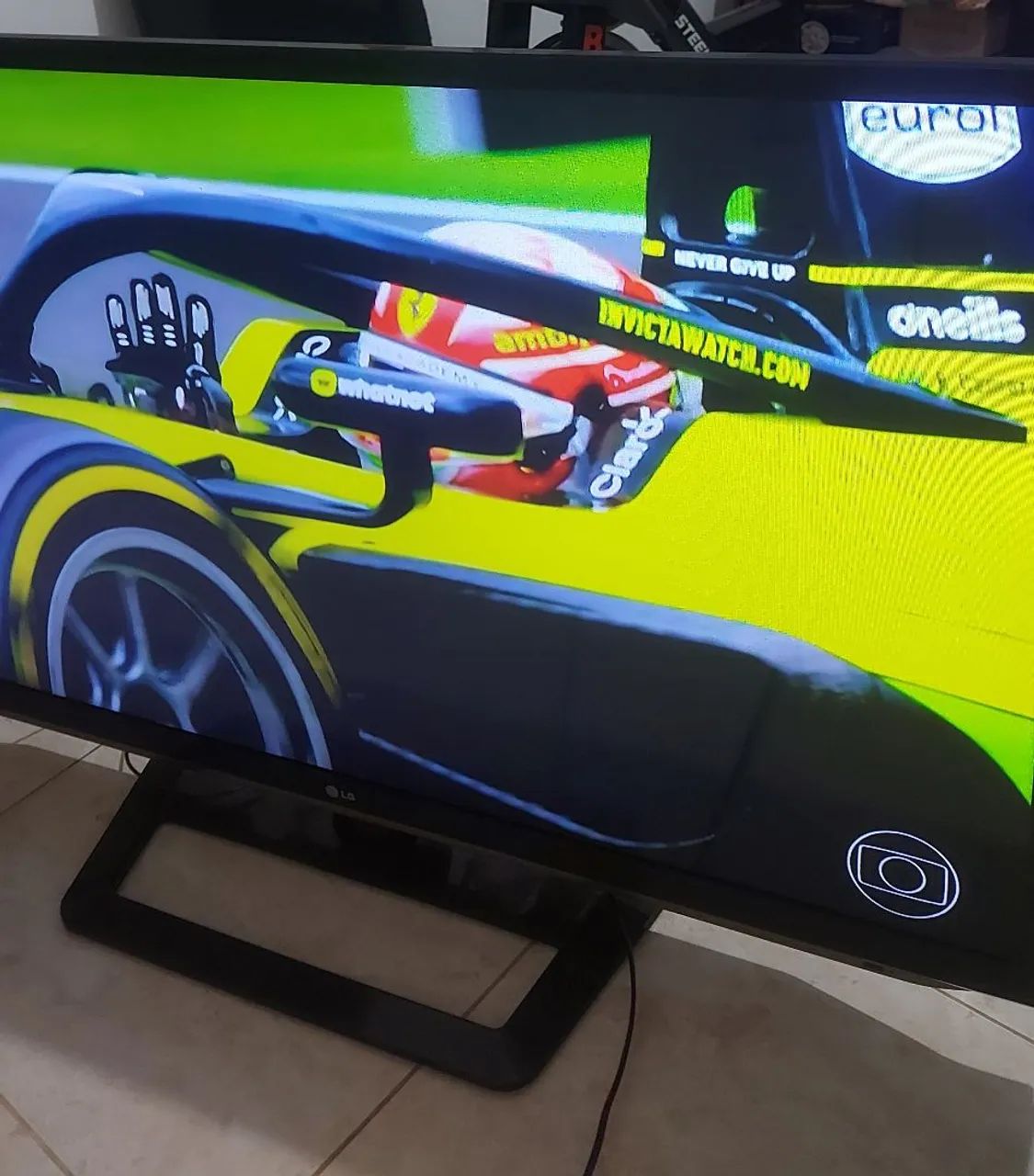 TV LG LED 47"  Mais Chromecast  - Foto 3