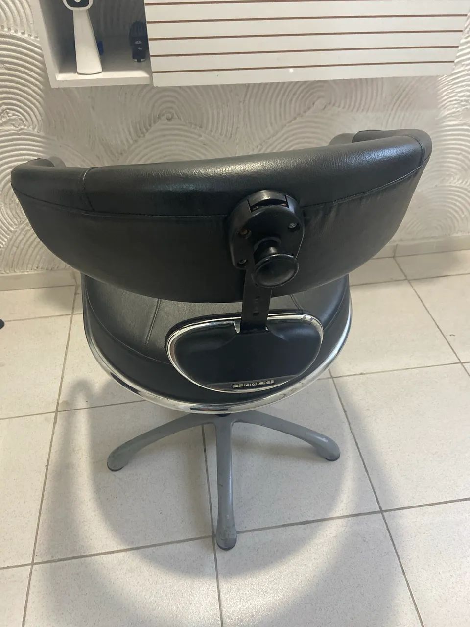 Cadeira de Cabeleleiro  - Foto 3