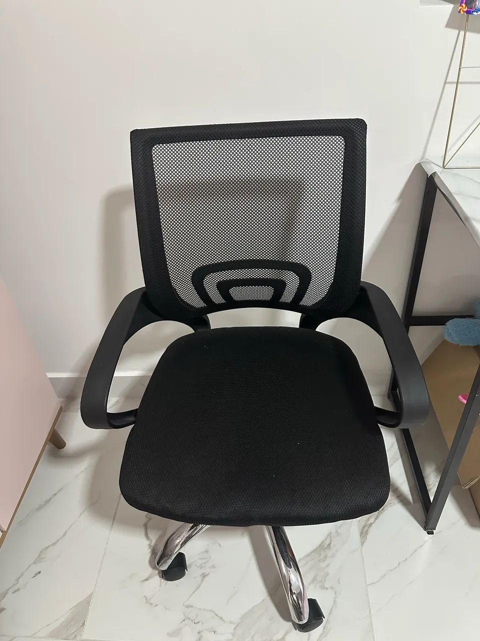 Cadeira de escritório e estudo 