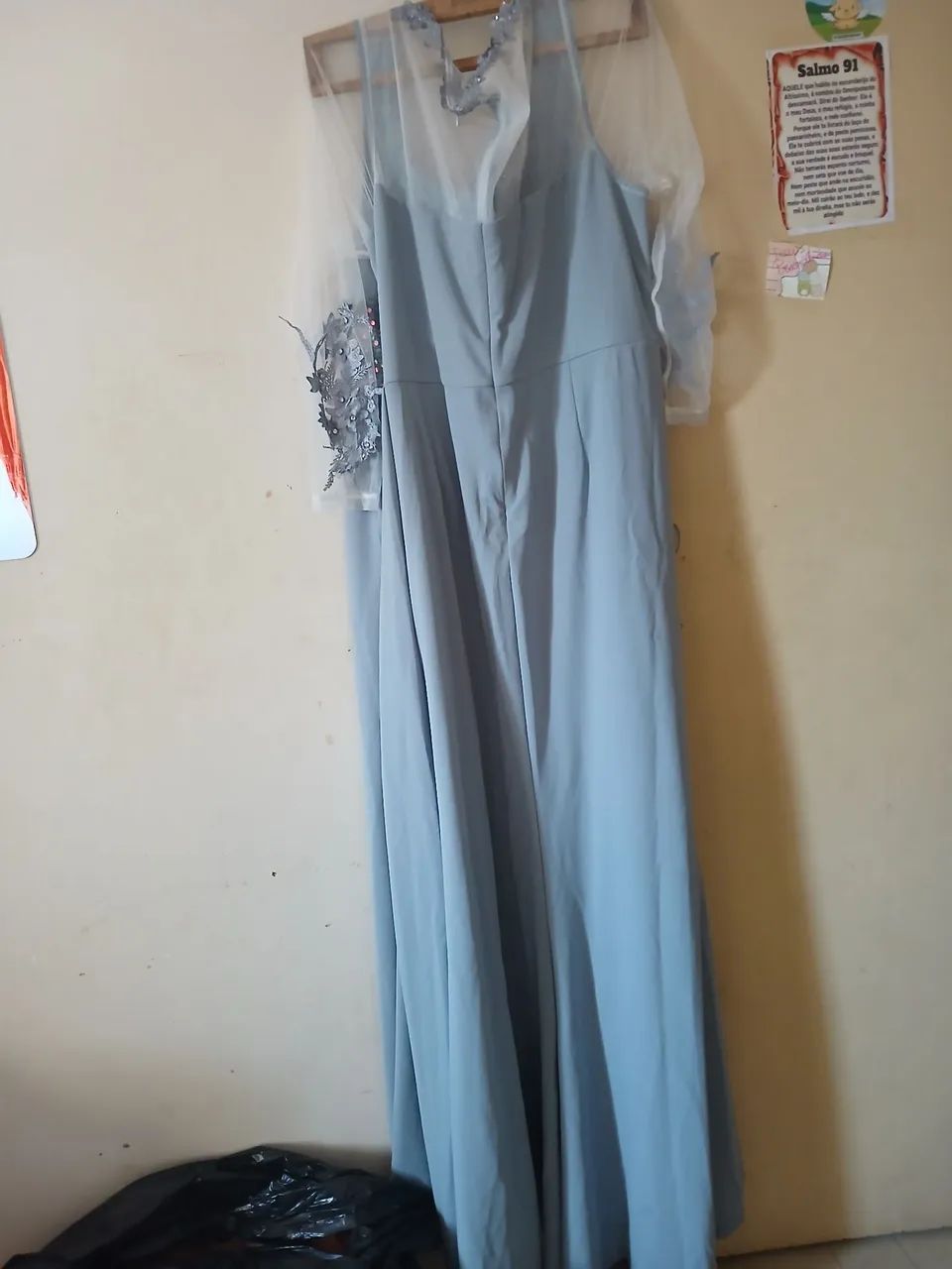 Vende vestido  cinza  - Foto 3