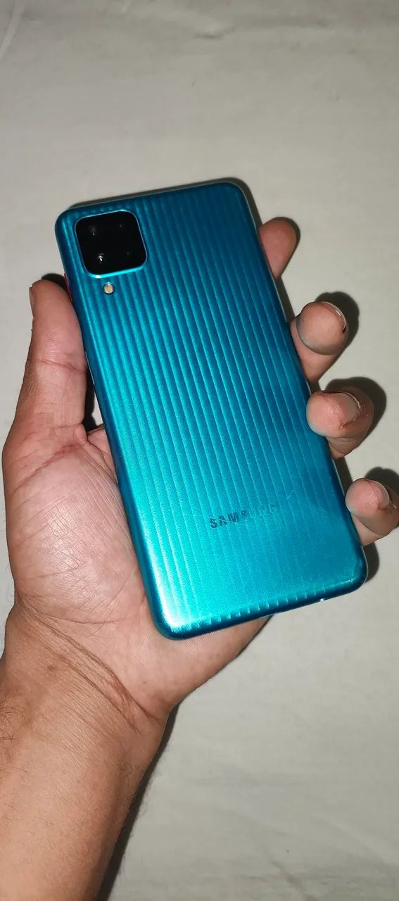 Samsung Galaxy M12 128GB - Foto 2