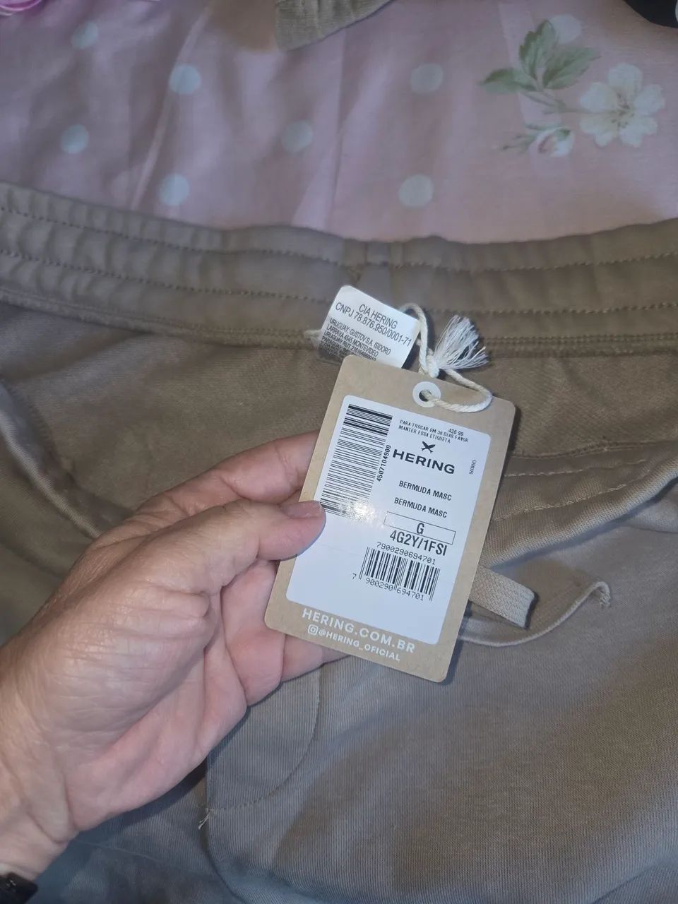 Bermudas hering e oskley