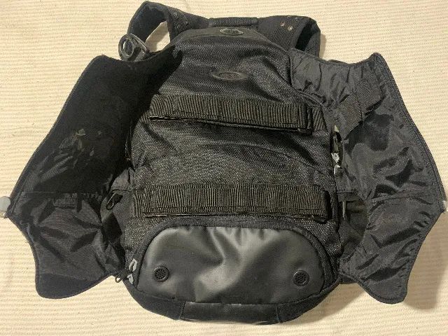Rara Mochila Oakley Skate Original - Foto 4