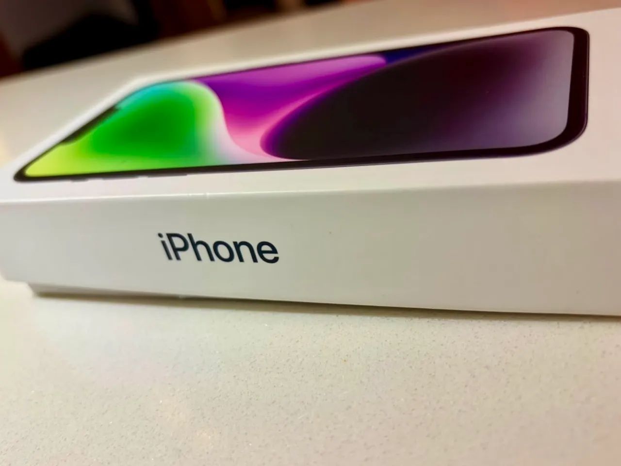 iPhone 14 128GB na garantia até maio 2027