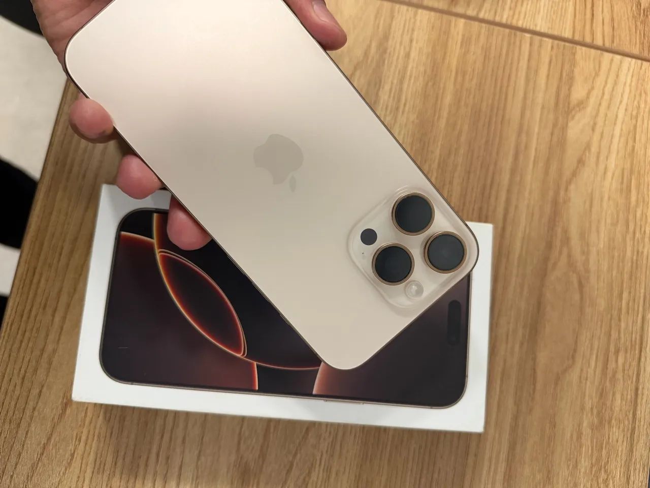 iPhone 16 Pro Max 256GB - zero  - Foto 3