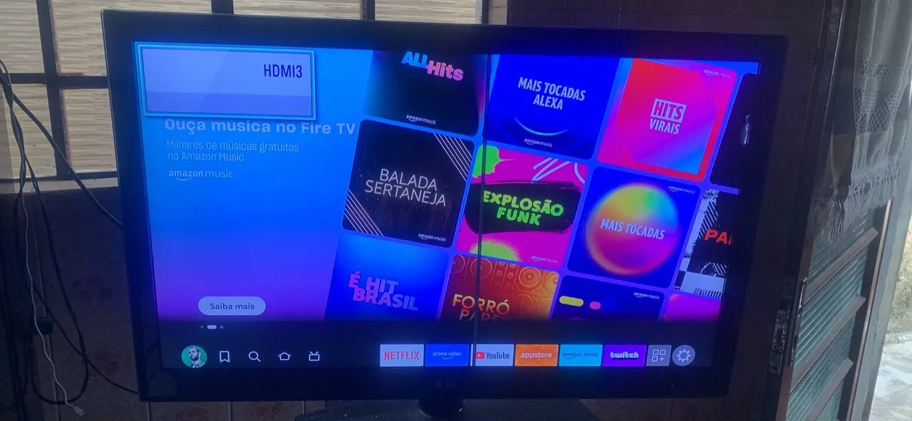 Tv 42 polegadas com Alexa 