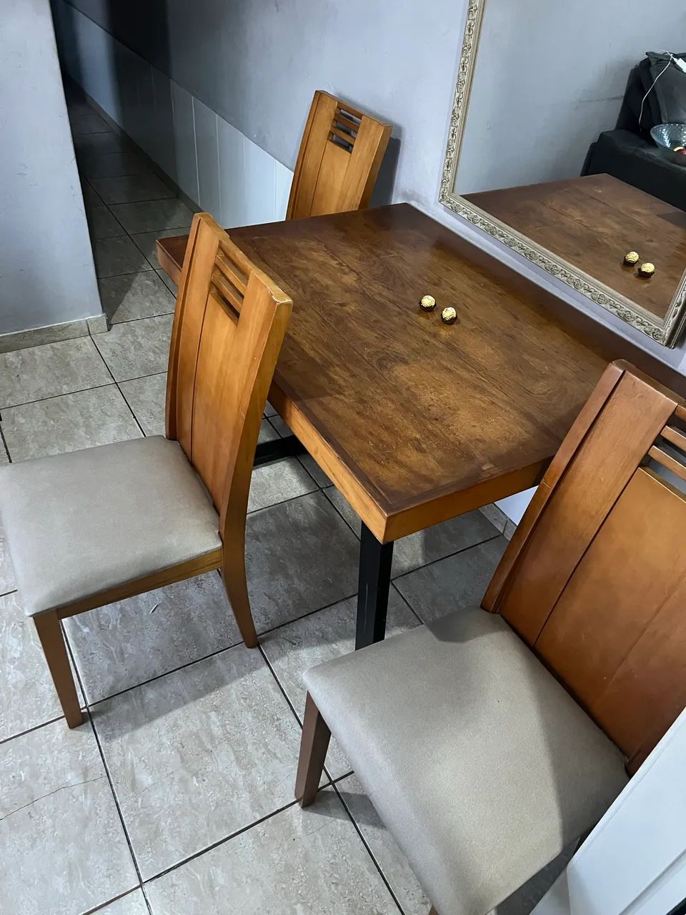 Mesa com 4 lugares  - Foto 3