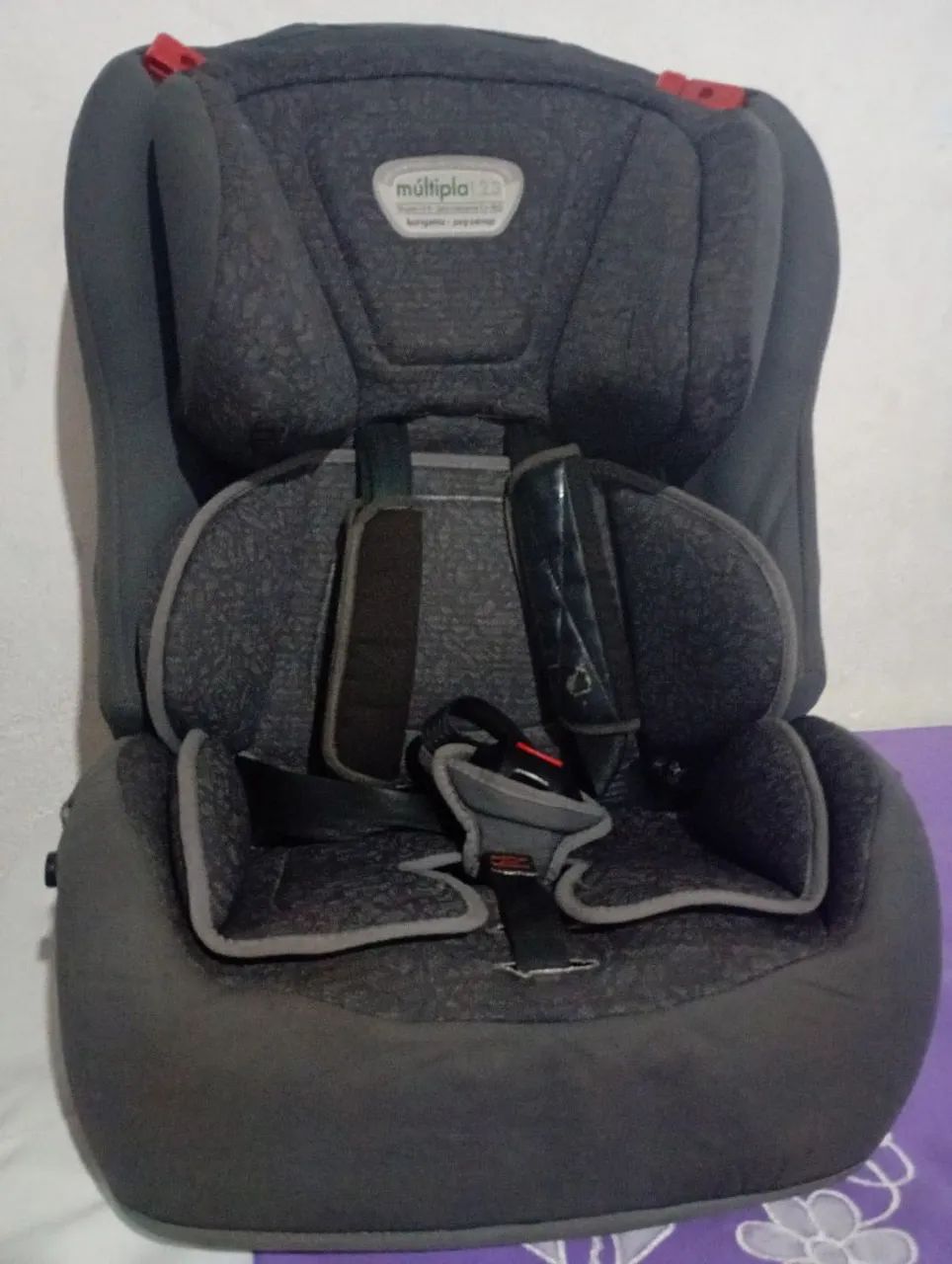 Cadeirinha infantil 