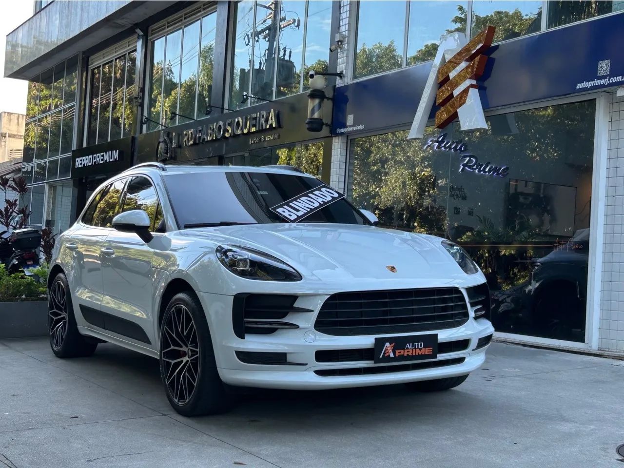 Porsche Macan 2021