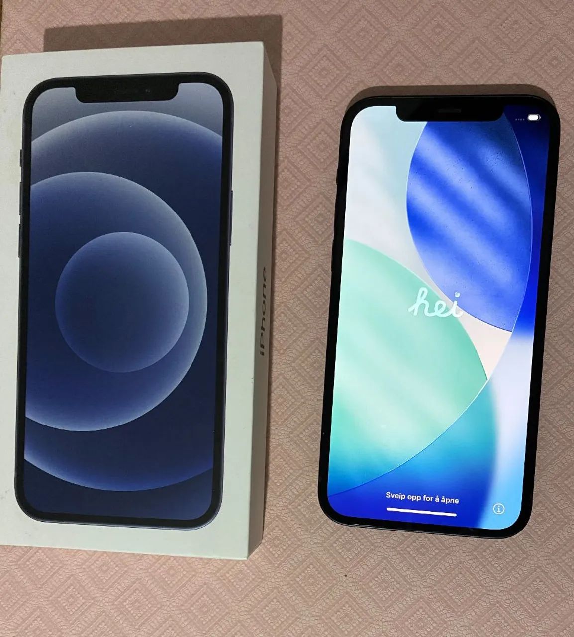 IPhone 12 de 64Gb na Caixa - Único dono 