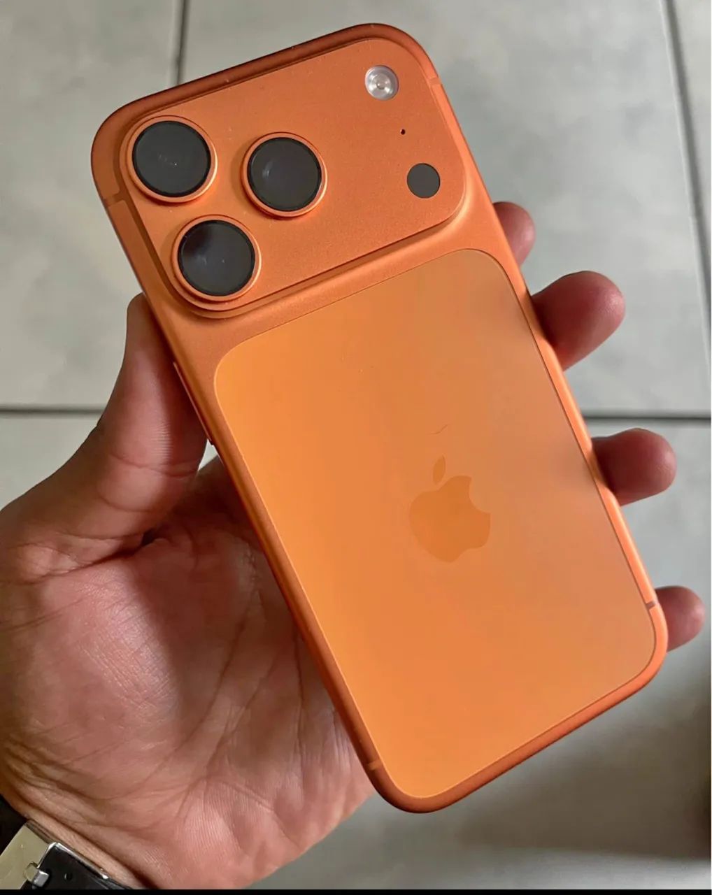IPHONE XR NA CARCAÇA DO 17PRO MAX