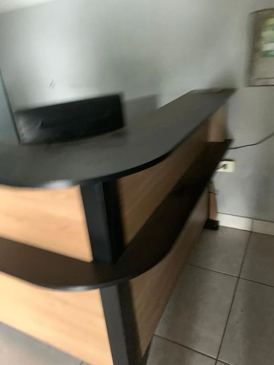 Mesa de escritório/ balcão par atendimento  - Foto 2