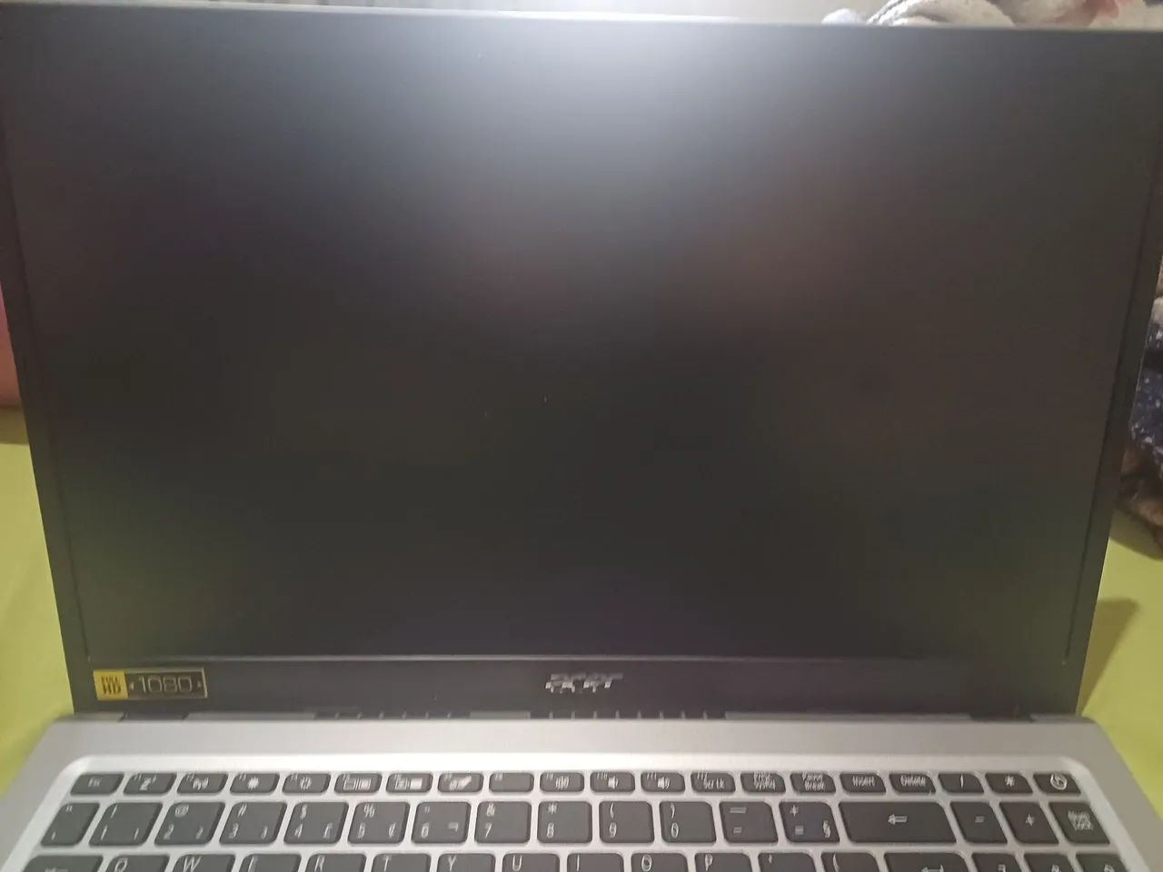 Vende se Notebook Acer  - Foto 3