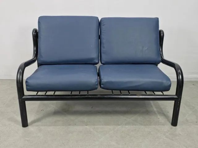 Sofá Tubular 2 Lugares Década de 70 Geraldo de Barros para Hobjeto na cor preta