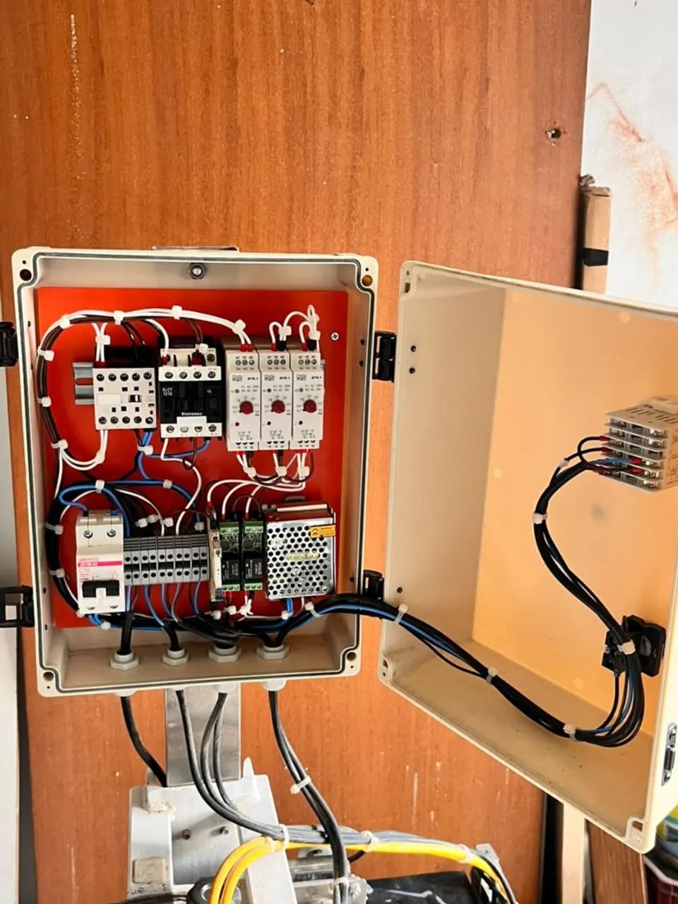 Datadora Térmica Contínua Hot Stamp Schurhmacher - Validade e Lote em Embalagens - Foto 2