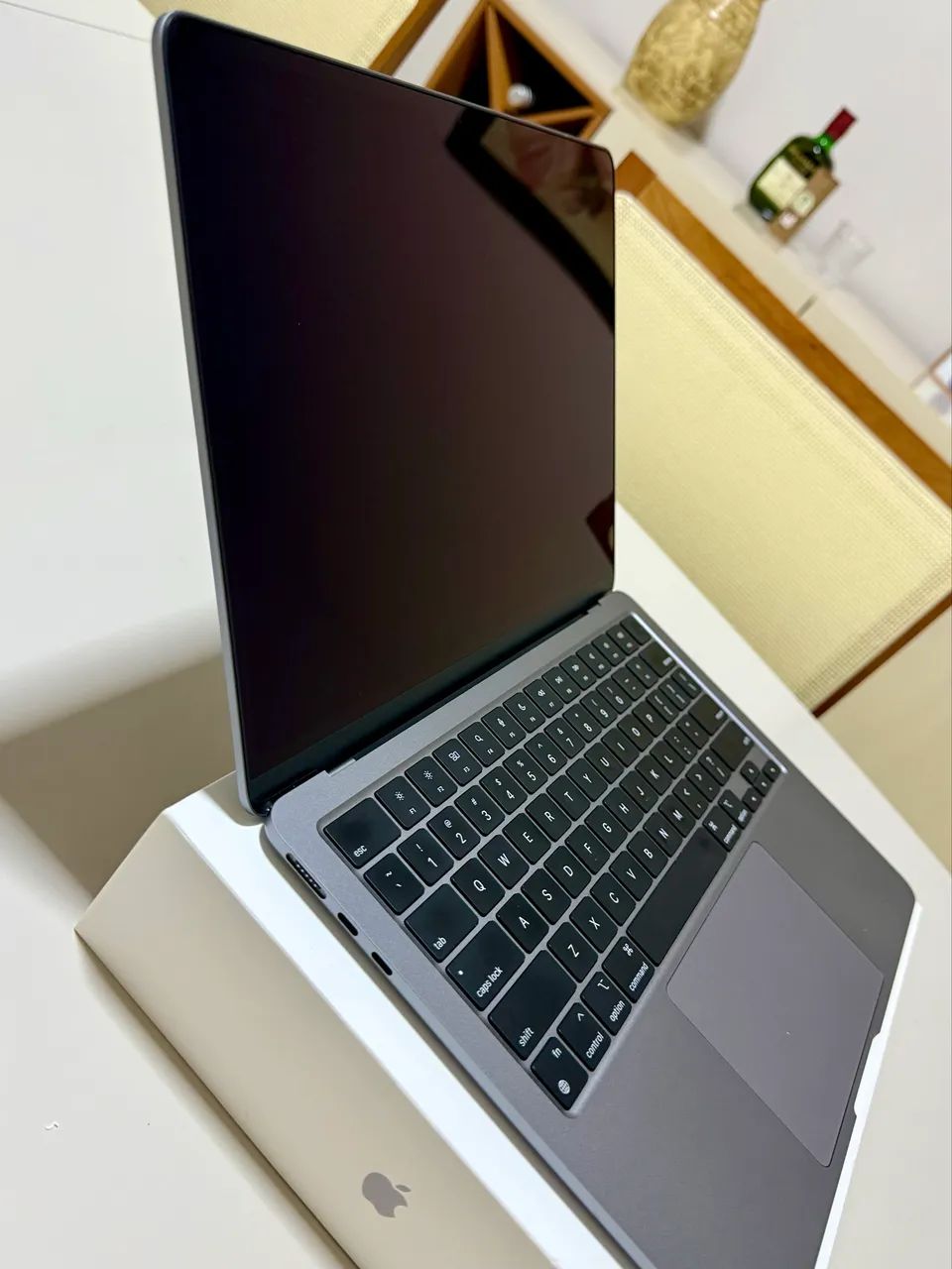 MacBook Air M2 13? 16GB RAM 256GB SSD - Excelente Estado