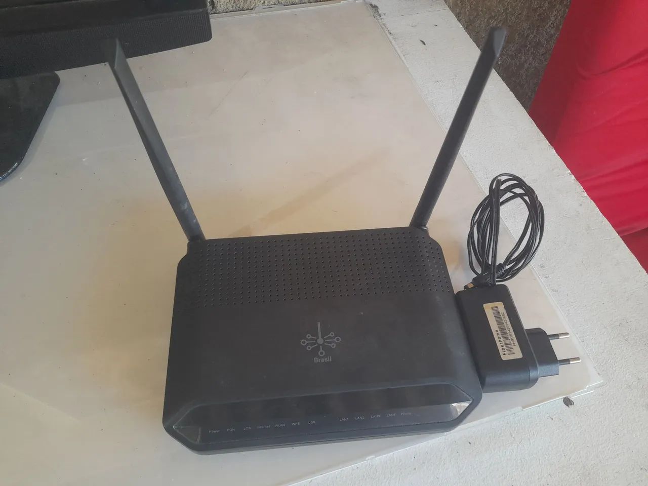 Modem e roteador fibra ótica 100/1000