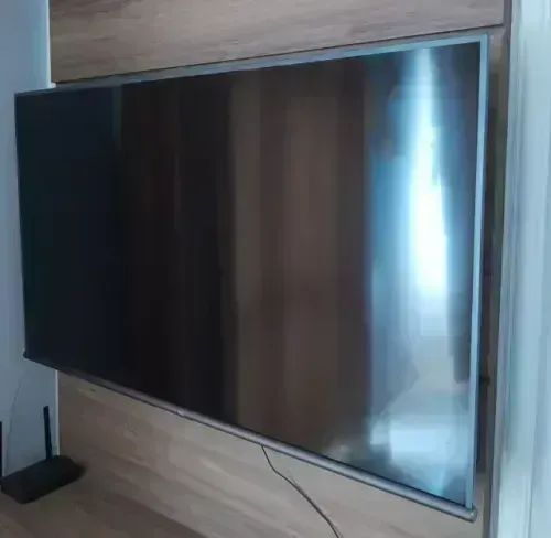 Tv TCL 55 polegadas com defeito 