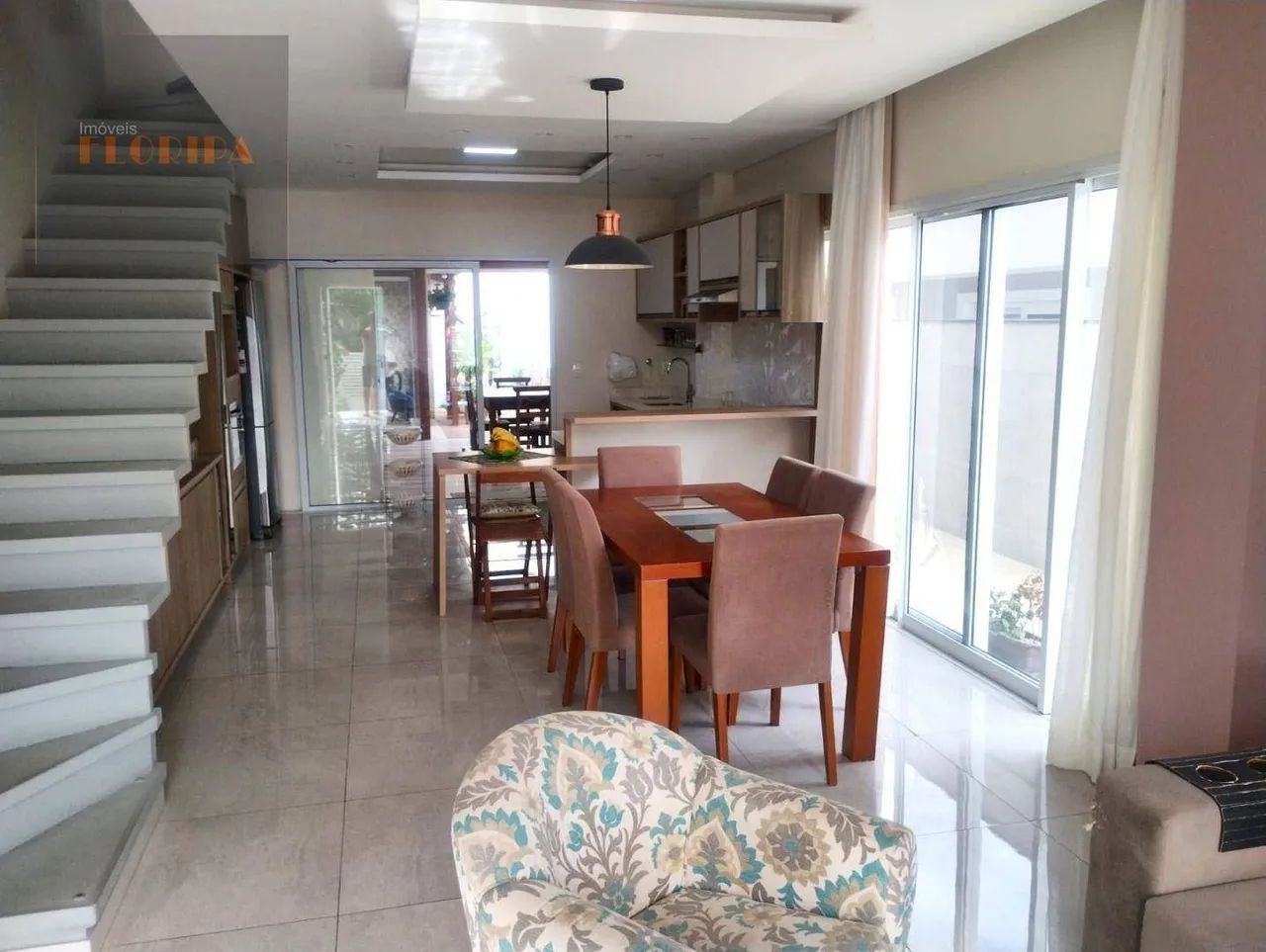 Casa financiável com 2 suítes no Carianos - Foto 2