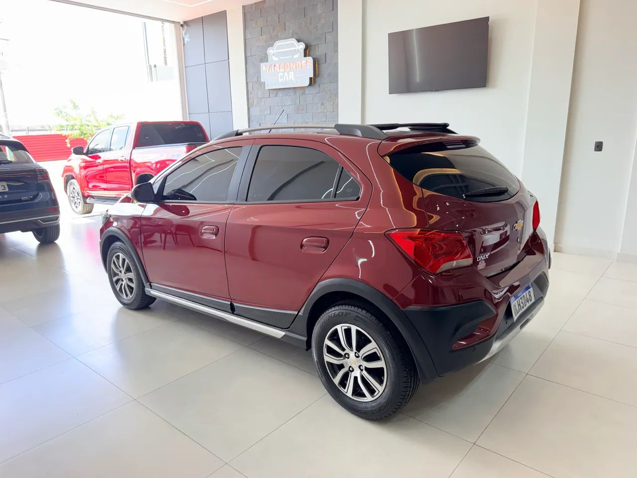 Chevrolet Onix Activ 1.4 8V Flex Aut. 4P 2018 - Foto 3
