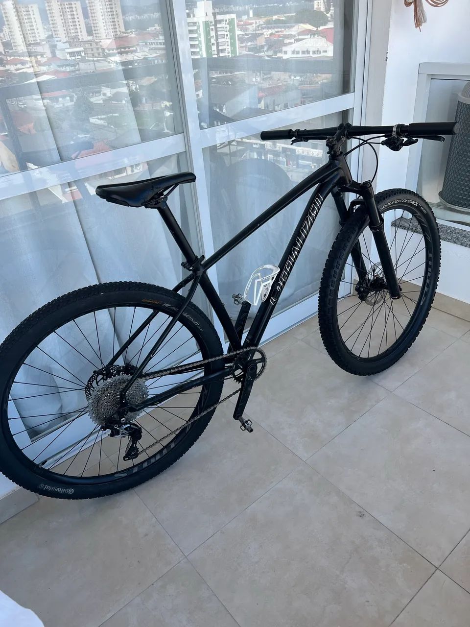 Bicicleta Specialized Rockhopper  - Foto 4