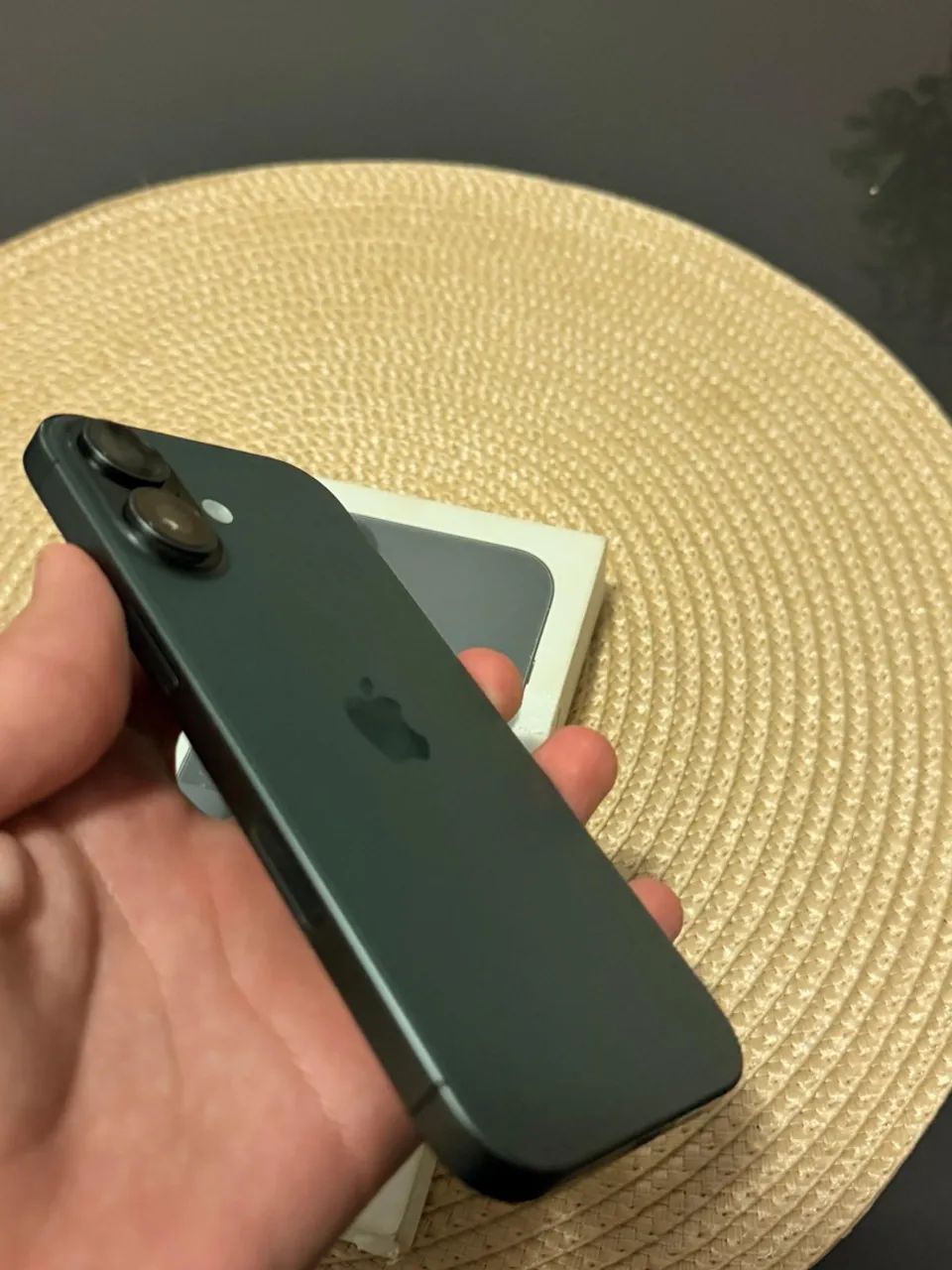 iPhone 17 normal, preto - Foto 4