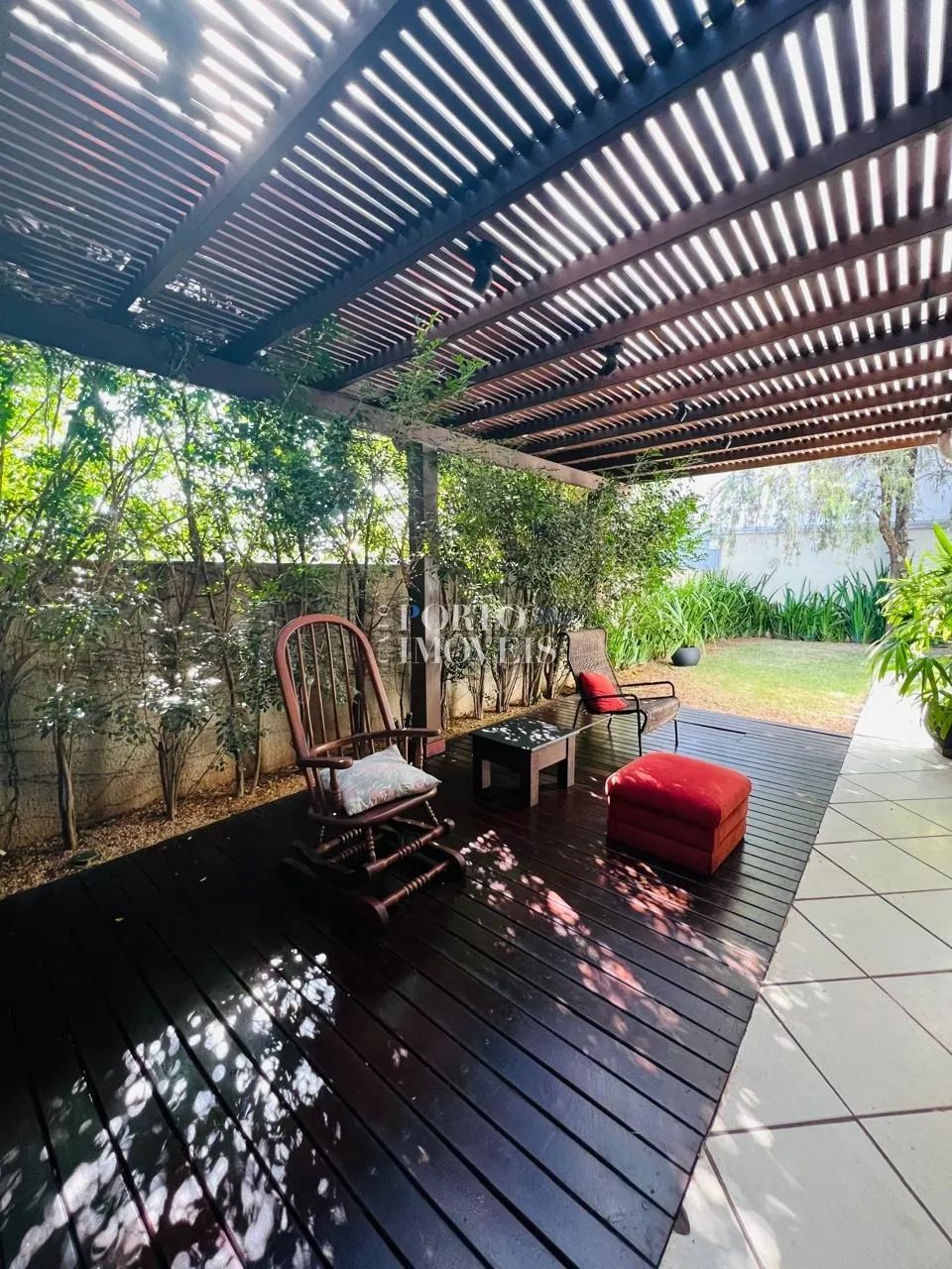 Linda Casa Condomínio próximo Hípica - Foto 2