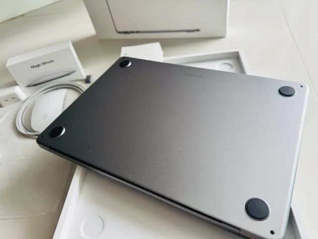 MacBook Air Apple 13.6