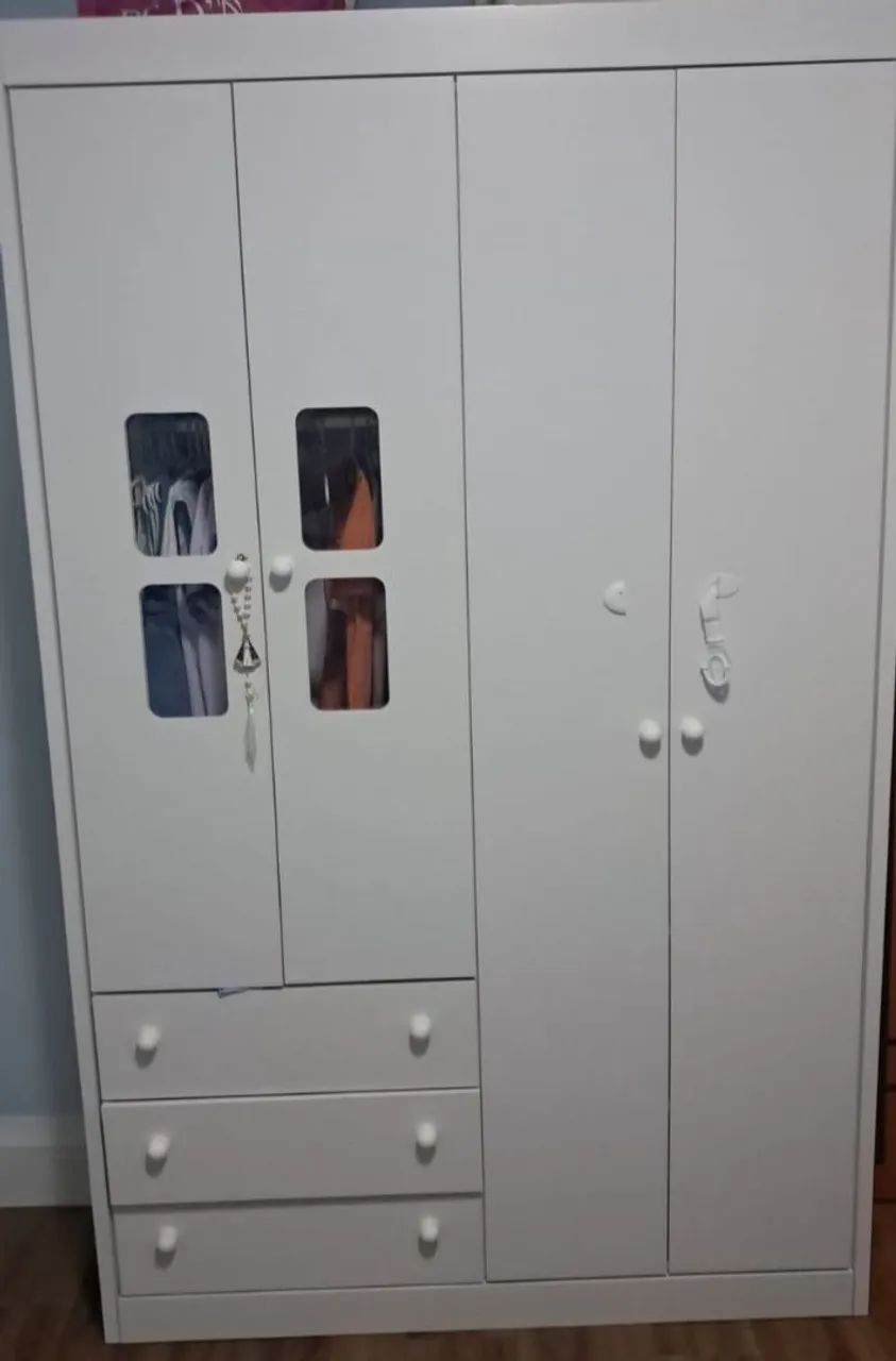 Vendo Guarda-roupa + cômoda infantil - Foto 2