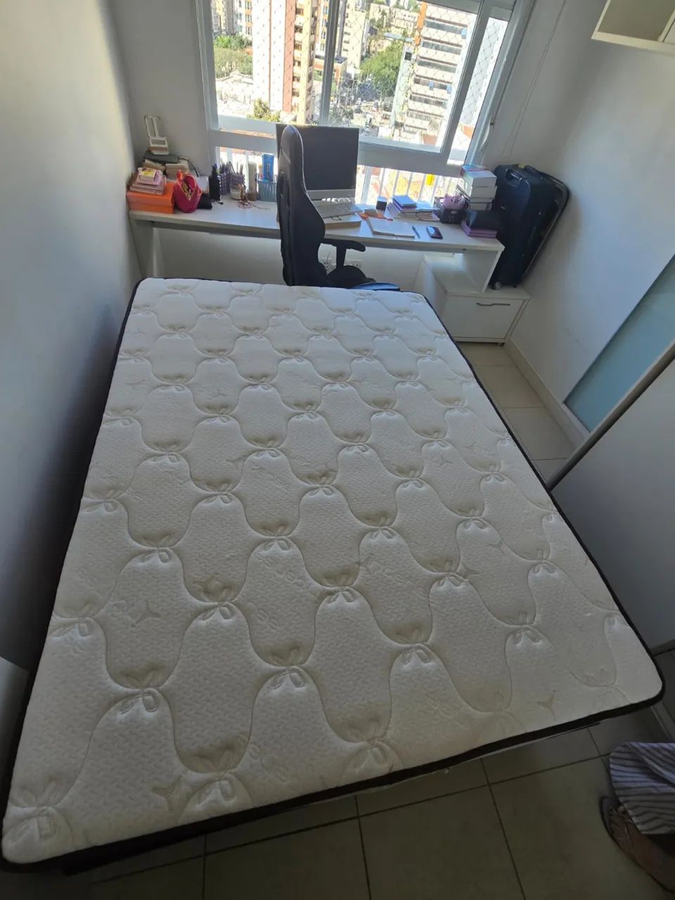Cama box com colchão mola pro latex - Foto 2
