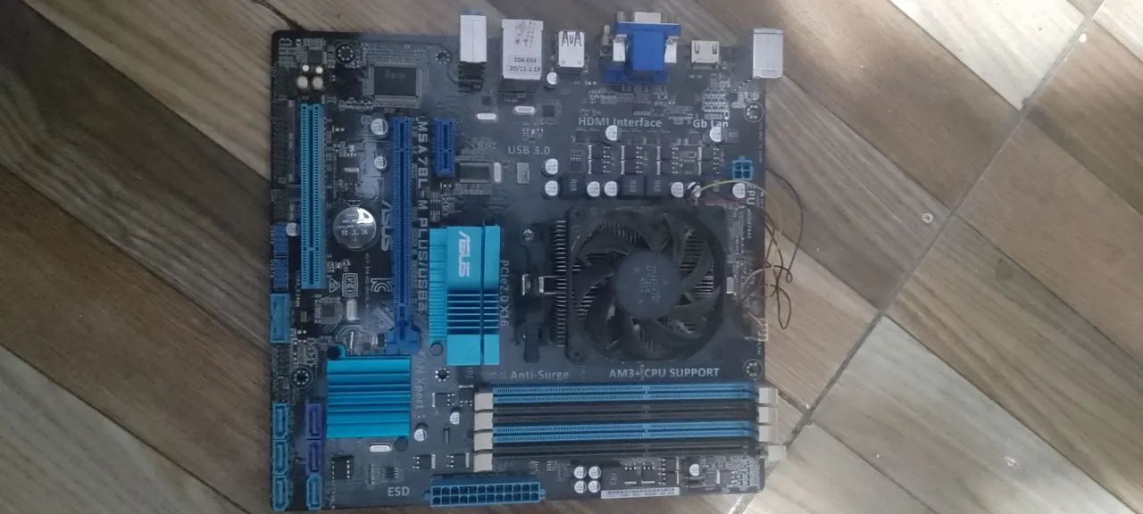 Placa mãe FX 8370E