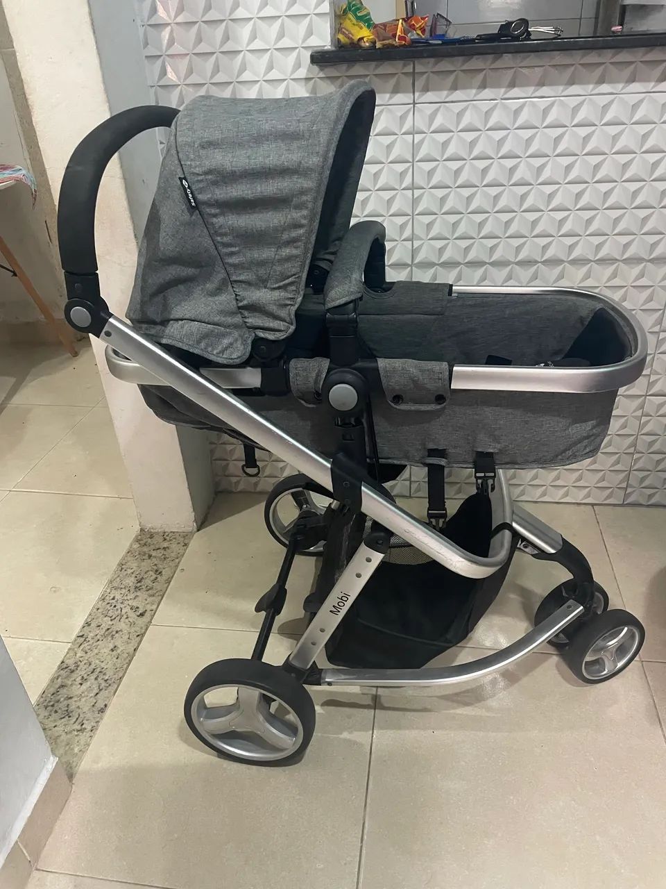 CARRINHO DE BEBÊ DOIS EM UM  - Foto 3
