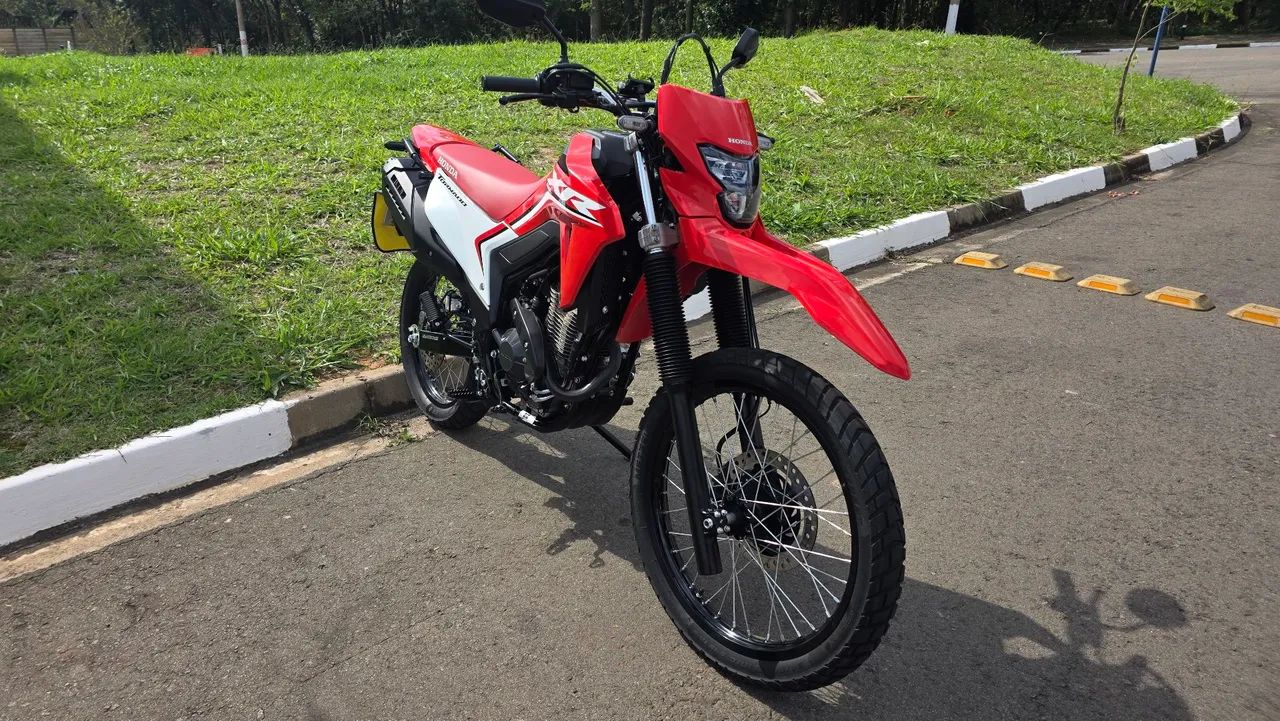 Honda Tornado 300 2025 - Foto 3