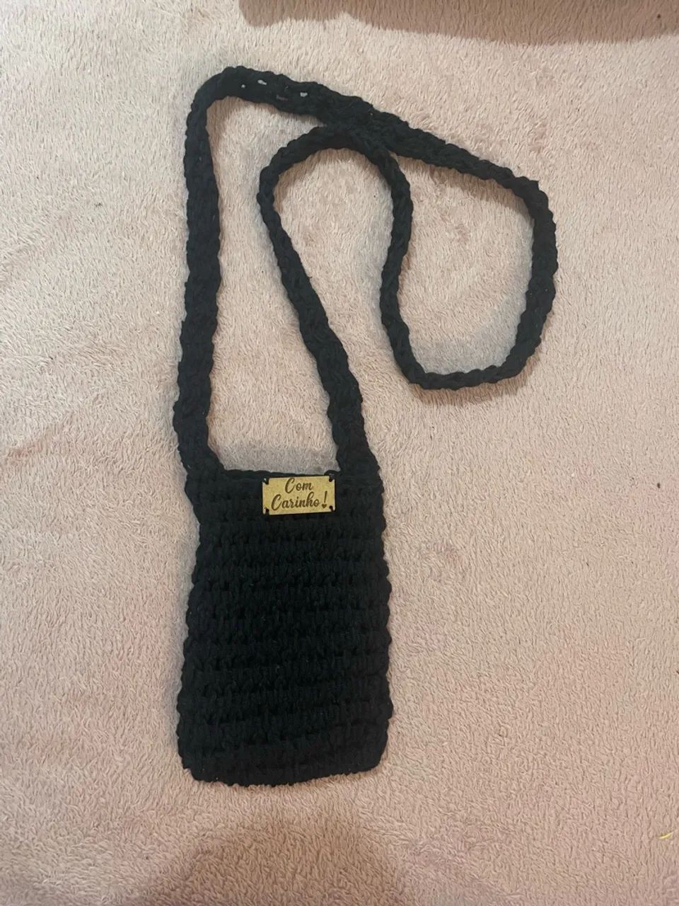 Porta celular de crochê 