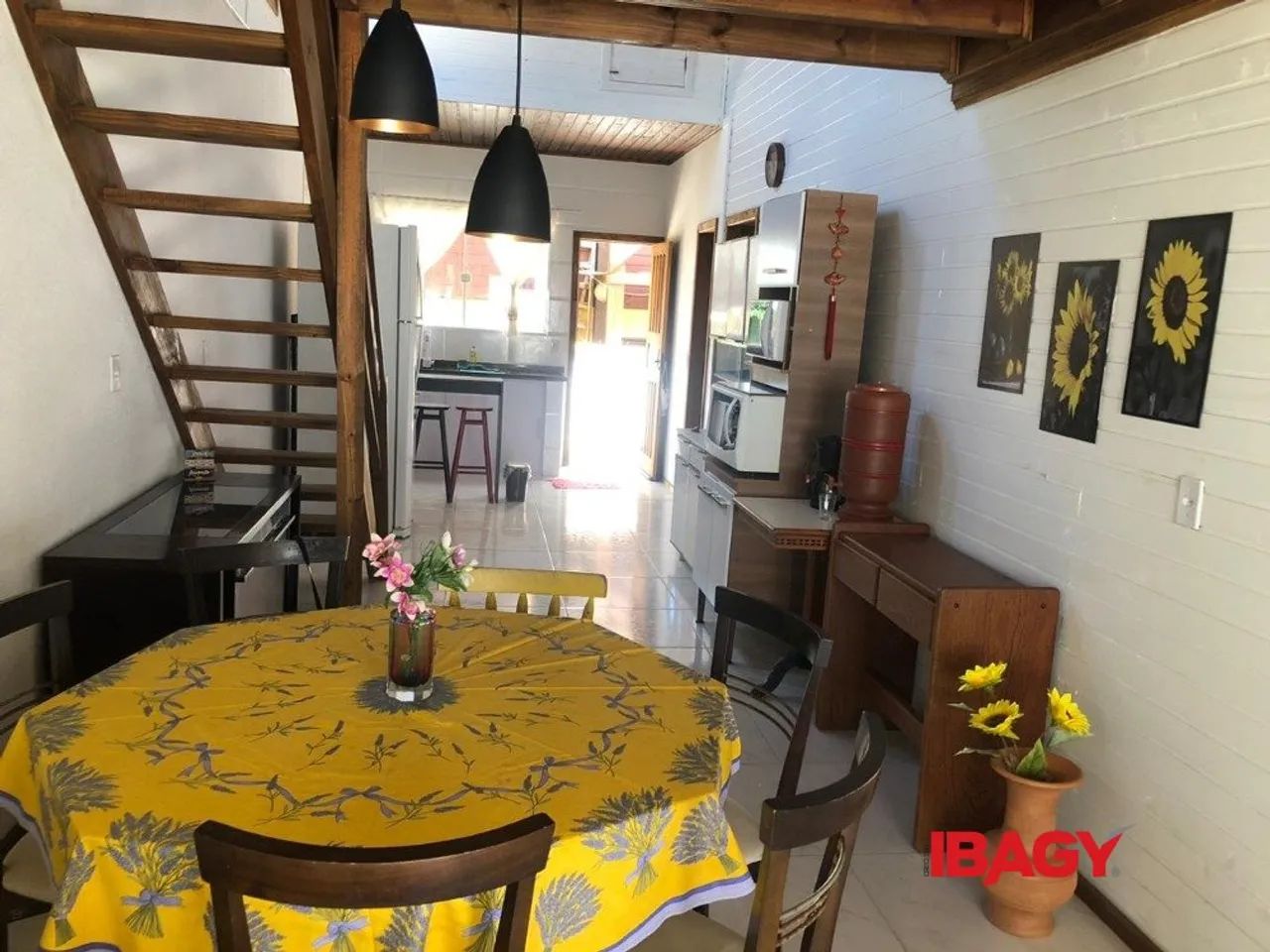 Excelente Casa 3 dormitório(s) em Campeche - Florianópolis - Foto 3