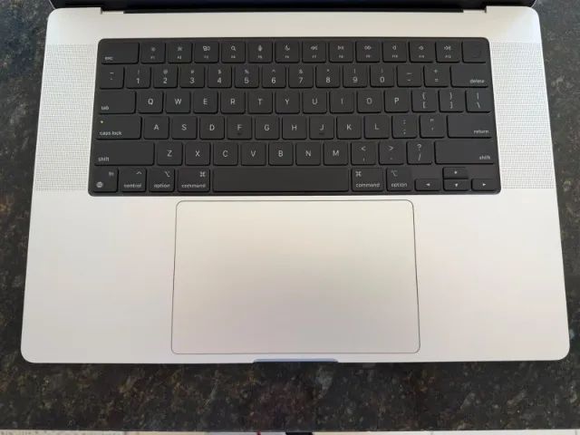 MacBook Pro (16 polegadas, 16GB M1 PRO 1TB) - Foto 4