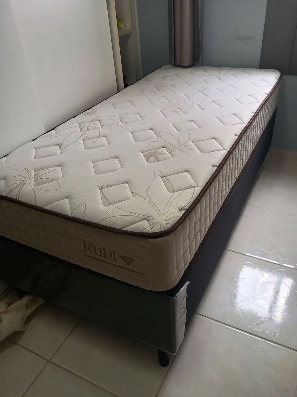 Cama solteiro Box semi nova ótimo Estado  - Foto 3