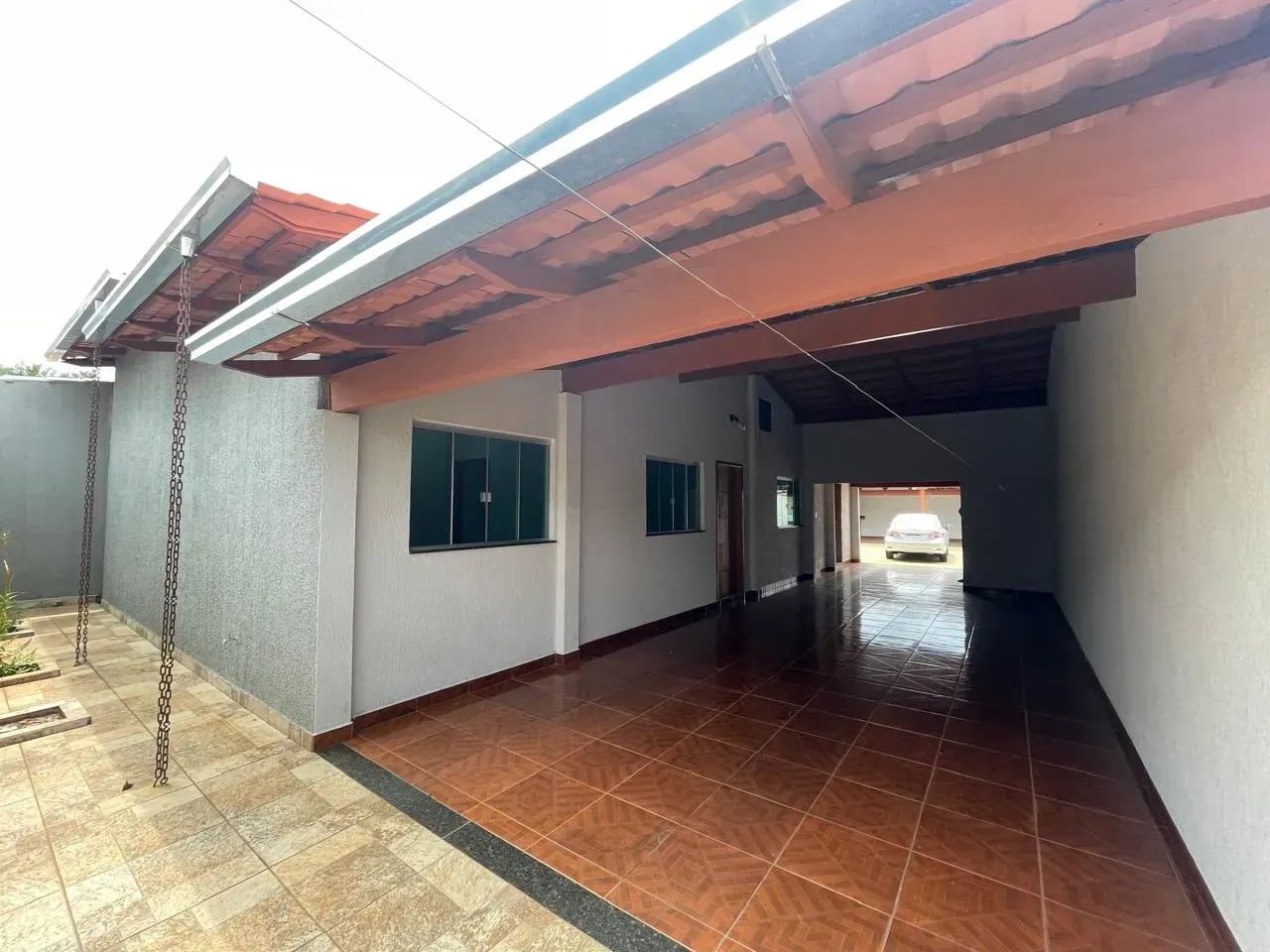 CASA SÂO CARLOS COM ÁREA DO TERENO 360 M2 ÁREA DE COSTR. 220  - Anápolis - GO